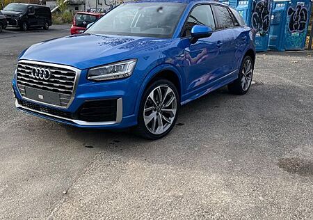 Audi Q2 30 TDI sport sport