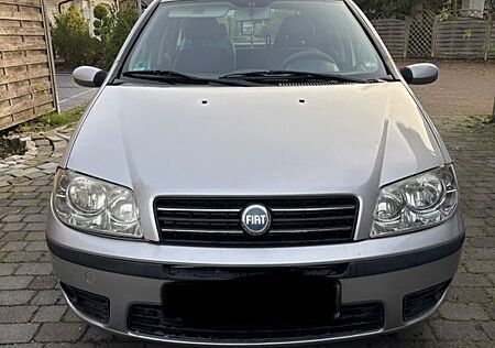 Fiat Punto 1.2 8V Active Active