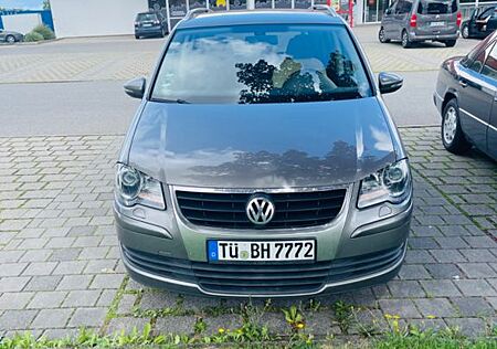 VW Touran Volkswagen 1.4 TSI 103kW -