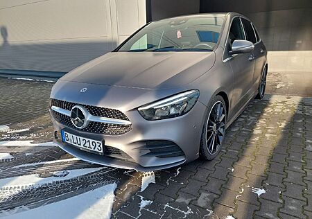 Mercedes-Benz B 220 d AMG Line