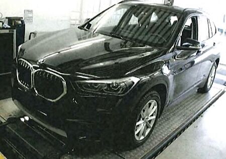 BMW X1 xDrive25e Hybrid Benzin/Elektro