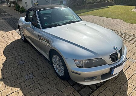 BMW Z3 Roadster "M" 2.0 * 2. Hand * gepflegt ******