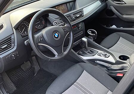 BMW X1 sDrive18d -Standheizung - NAVI- Xenon-TÜV NEU