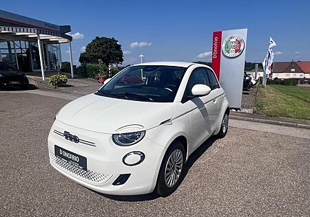 Fiat 500E Aufmerksamkeitsassistent, Verkehrszeichener