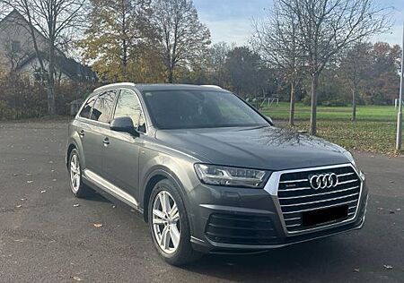 Audi Q7 3.0 TDI quattro tiptronic -