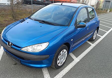 Peugeot 206 Petit Filou Cool 75,Klima,Euro-4