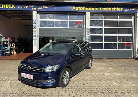 VW Touran Volkswagen 1.2 TSI Comfortline 7 Sitzer AHK Pano