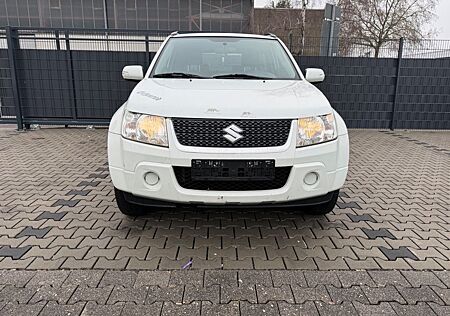 Suzuki Grand Vitara /ALLRAD/AHK/KLIMA/4X4