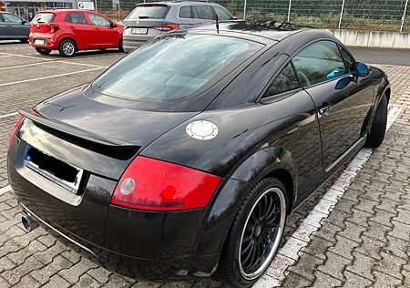 Audi TT Coupe 1.8T 132 kW -