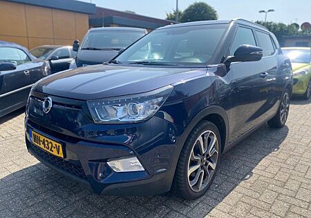 SsangYong Tivoli 1.6D SAPPHIRE voll-ausstattung leder Schi