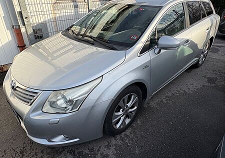 Toyota Avensis Kombi Executive