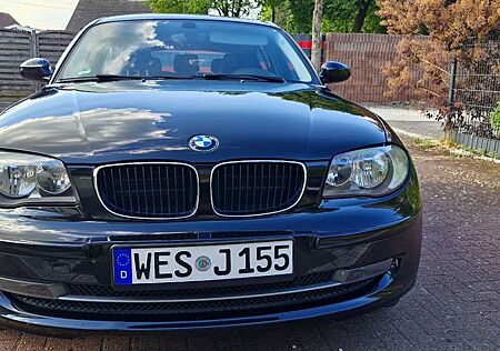 BMW 116i - schwarz