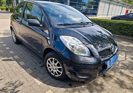 Toyota Yaris 1,0-l-VVT-i -