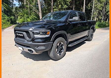 Dodge RAM 1500 Rebel 5.7 4x4 BLIS ACC Panorama