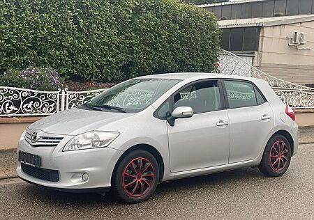 Toyota Auris Life+ *1-Hand*