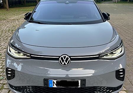 VW ID.5 Volkswagen 79 kWh 4MOTION GTX mit H&R Tieferlegung