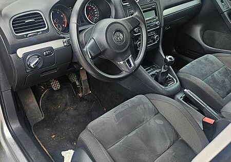 VW Golf Volkswagen 1.4 TSI 90 kW Highline sehr gepflegt