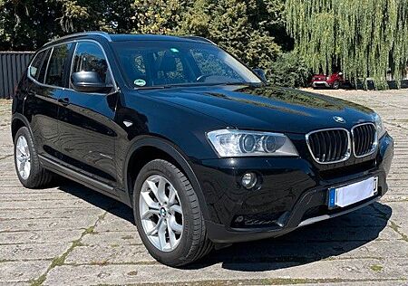 BMW X3 xDrive2.0d -Automatik schwarz metallic