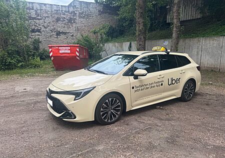 Toyota Corolla 1,8 Hybrid Team Deutschl Touring Spo...