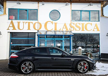 Porsche Panamera GTS