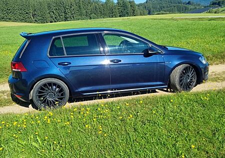 VW Golf Volkswagen 1.2 TSI BMT LOUNGE Variant LOUNGE