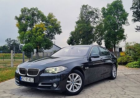 BMW 528i xDrive A -
