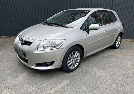 Toyota Auris Life/TÜV neu/ Klima/ Winterräder