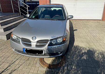 Nissan Almera 1.5 acenta acenta