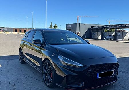 Hyundai i30 2.0 T-GDI N DCT / Ambiente / Schale / Top