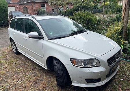 Volvo V50 D4 R Design
