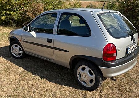 Opel Corsa 1.4 World Cup