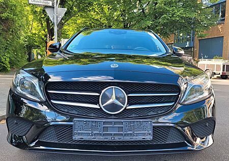 Mercedes-Benz C 200 d T - Night-Paket