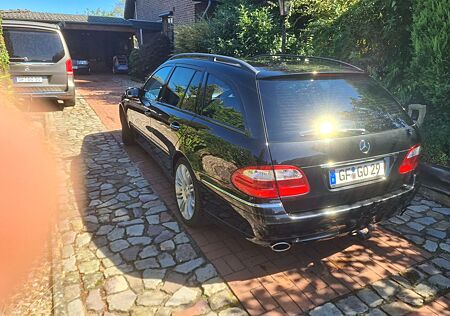 Mercedes-Benz E 200 T AVANTGARDE LPG