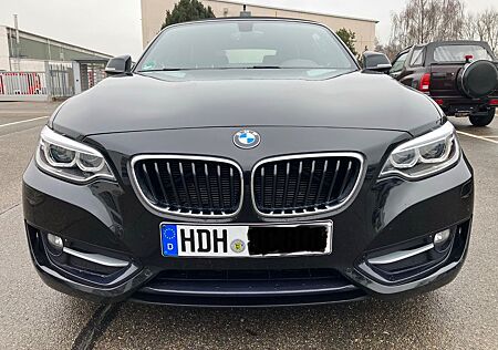 BMW 220i Cabrio Sport Line