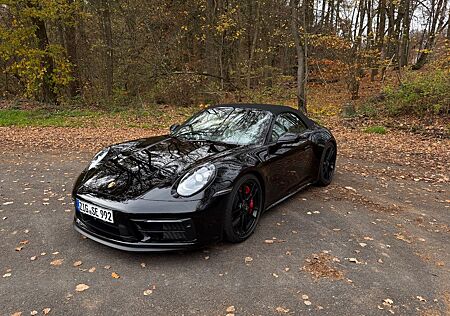 Porsche 992 Carrera 4 GTS Cabriolet BI Color, Approved,