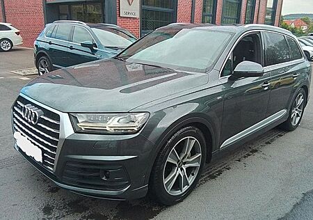 Audi Q7 ultra 3.0 TDI quattro tiptronic