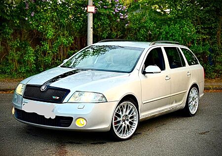 Skoda Octavia Combi 2.0 TDI RS funktioniert