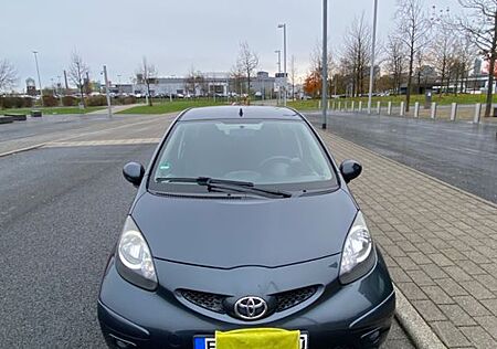 Toyota Aygo (X) Aygo (X) 1,0 -