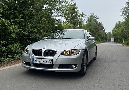 BMW 325i Coupé -