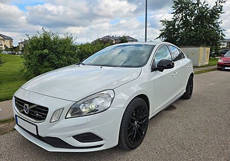 Volvo S60 gebraucht kaufen Volvo S60 T6 AWD Geartronic Momentum Momentum