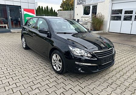 Peugeot 308 Active Navi Kamera Winterpaket