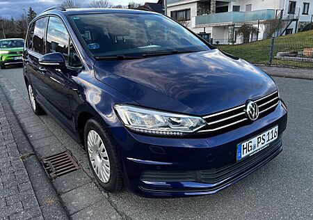 VW Touran Volkswagen 1.6 TDI SCR Comfortline, 7 Sitzer