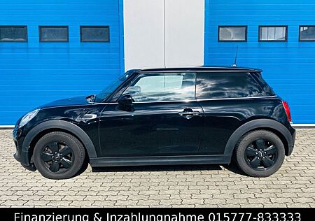Mini Cooper Pepper JCW Interieur LED Sitzheizung