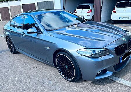 BMW 525d M-Performance Head-Up Display