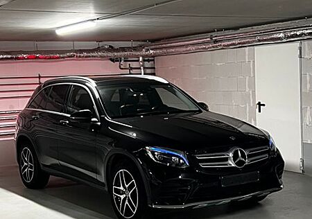Mercedes-Benz GLC 350 d 4MATIC Autom. -9 Gang AMG leine