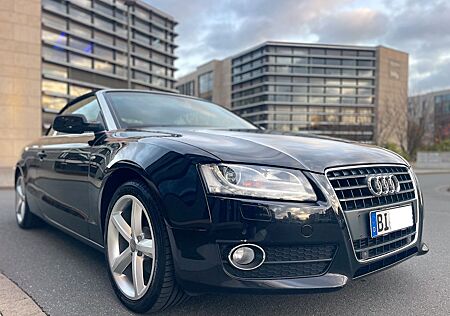 Audi Cabriolet A5 Cabrio 1.8 TFSI S-Line Ausstattung , Xenon