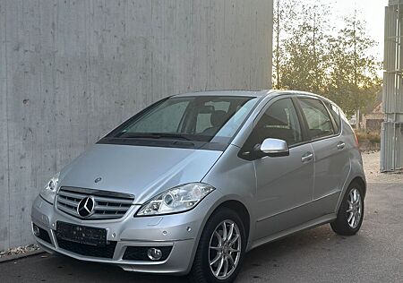 Mercedes-Benz A 200 Automatik *TÜV NEU*BI-XENON*2x PDC*SHZ*