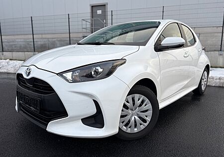 Toyota Yaris 1.5 Hybrid CVT*KAMERA*NAV*Business Edition