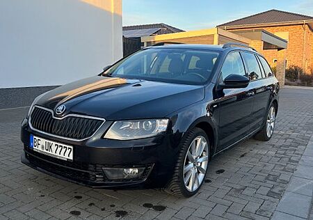 Skoda Octavia 2.0 TDI DSG Joy Combi Joy