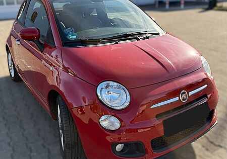 Fiat 500C rotes Cult-Cabrio